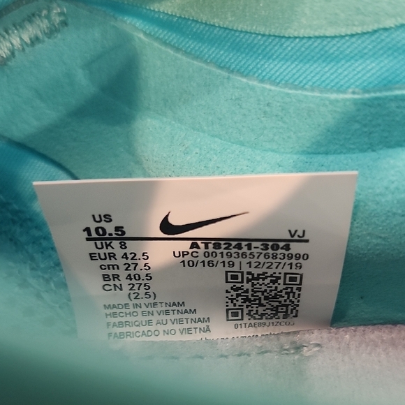 Nike Zoom Fly 3 Aurora Green Smoke Grey - Picture 2 of 6